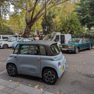 Citroën launches $6,000 electric car that a 14-year-old can drive